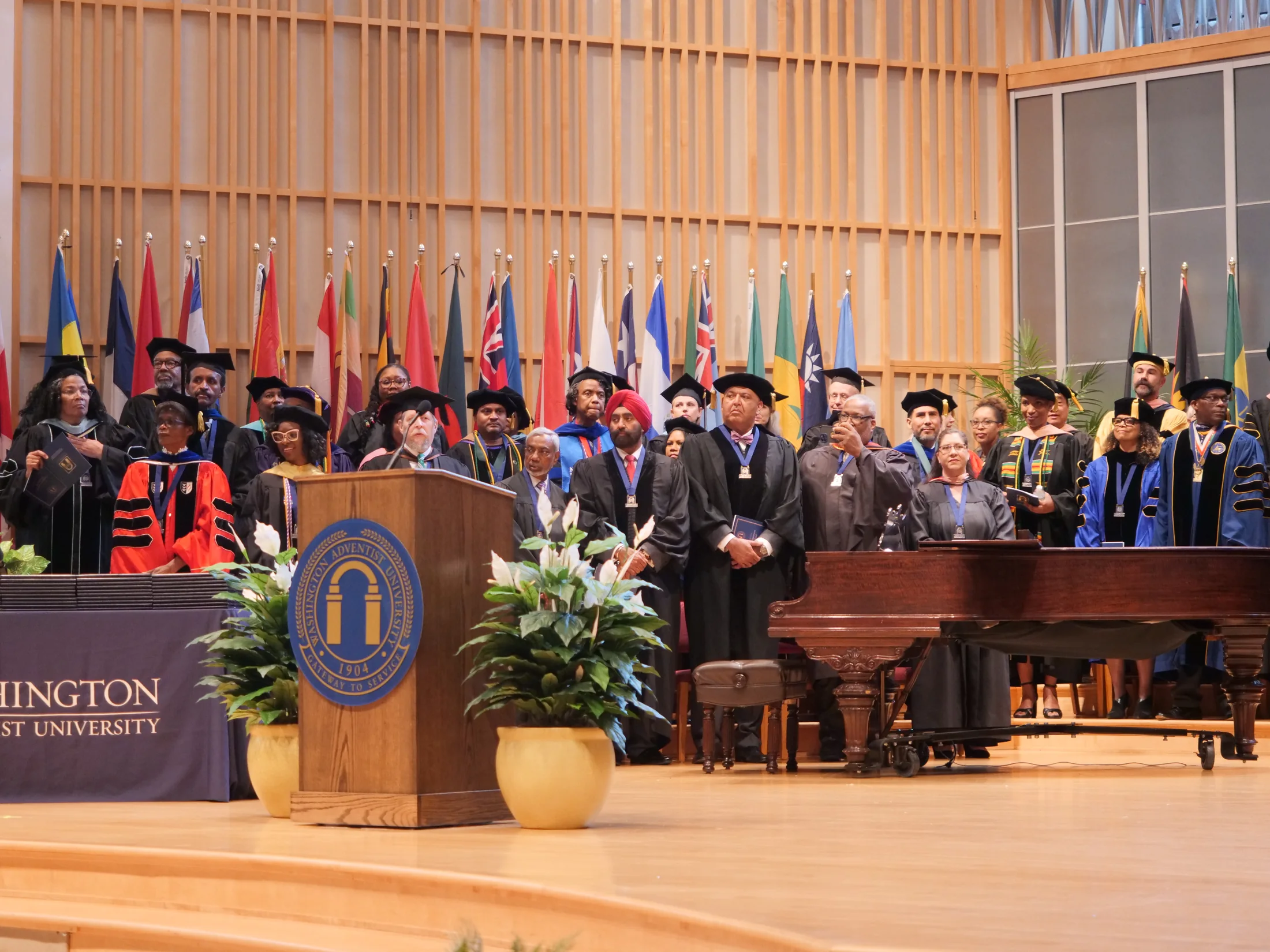 The commencement assembly